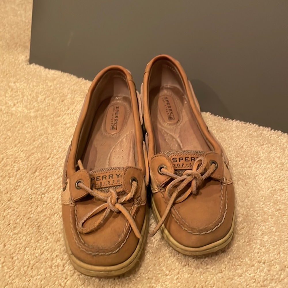 Sperry topsider